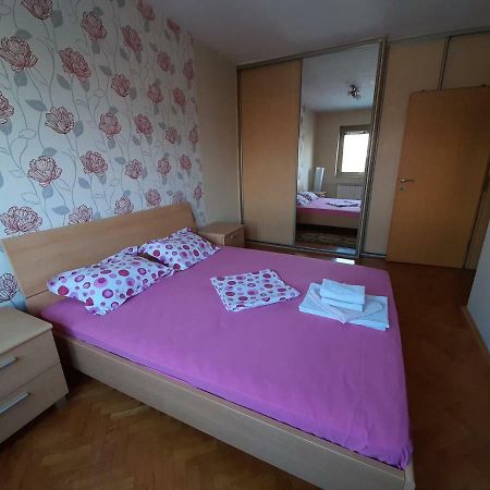 Square Exclusive Apartment 3N Üsküp Dış mekan fotoğraf
