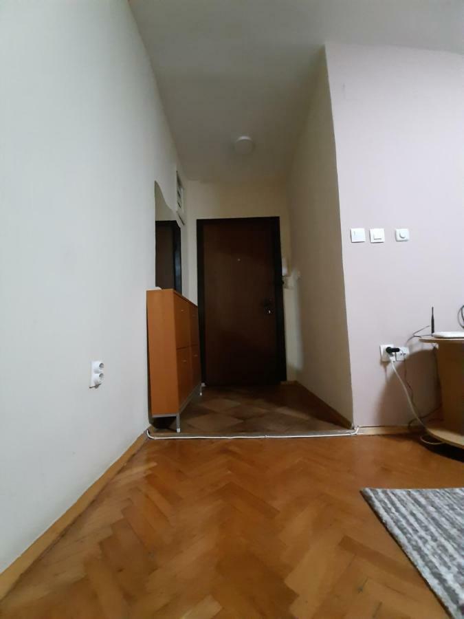Square Exclusive Apartment 3N Üsküp Dış mekan fotoğraf